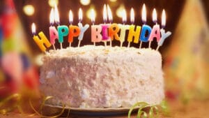 اغنية هابي بيرث دي تو يو بالإنجليزي للأطفال | كلمات Happy Birthday