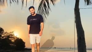 قصيدة مين جابك هنا يبني مكتوبة | فارس قطرية