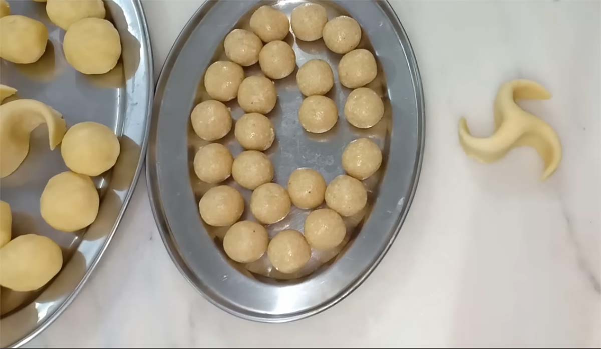 طريقة تحضير العرايش والكعيكعات